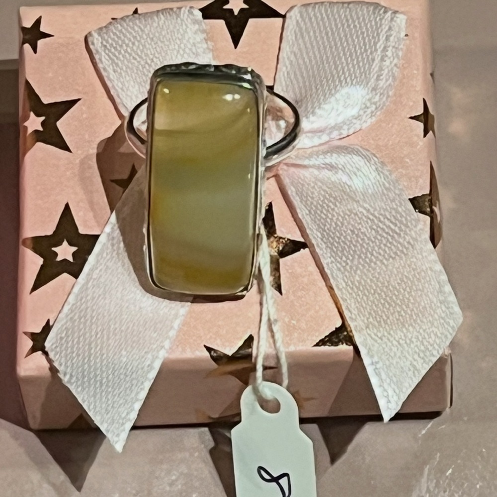Statement Sterling Silver Yellow agate stone 8 NWT